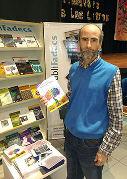 BUENA RECEPCIÓN EN LA FERIA MUNICIPAL DEL LIBRO Y LA LECTURA